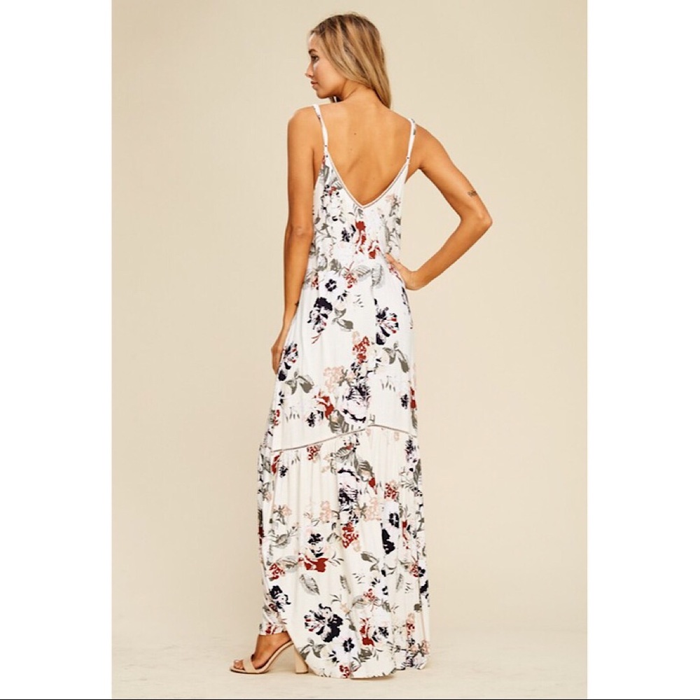 ✨Final✨Beautiful Maxi Dress In Ivory - Picture 3 of 4